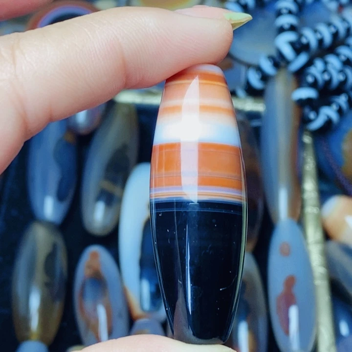 玛瑙/玉髓颈饰合金