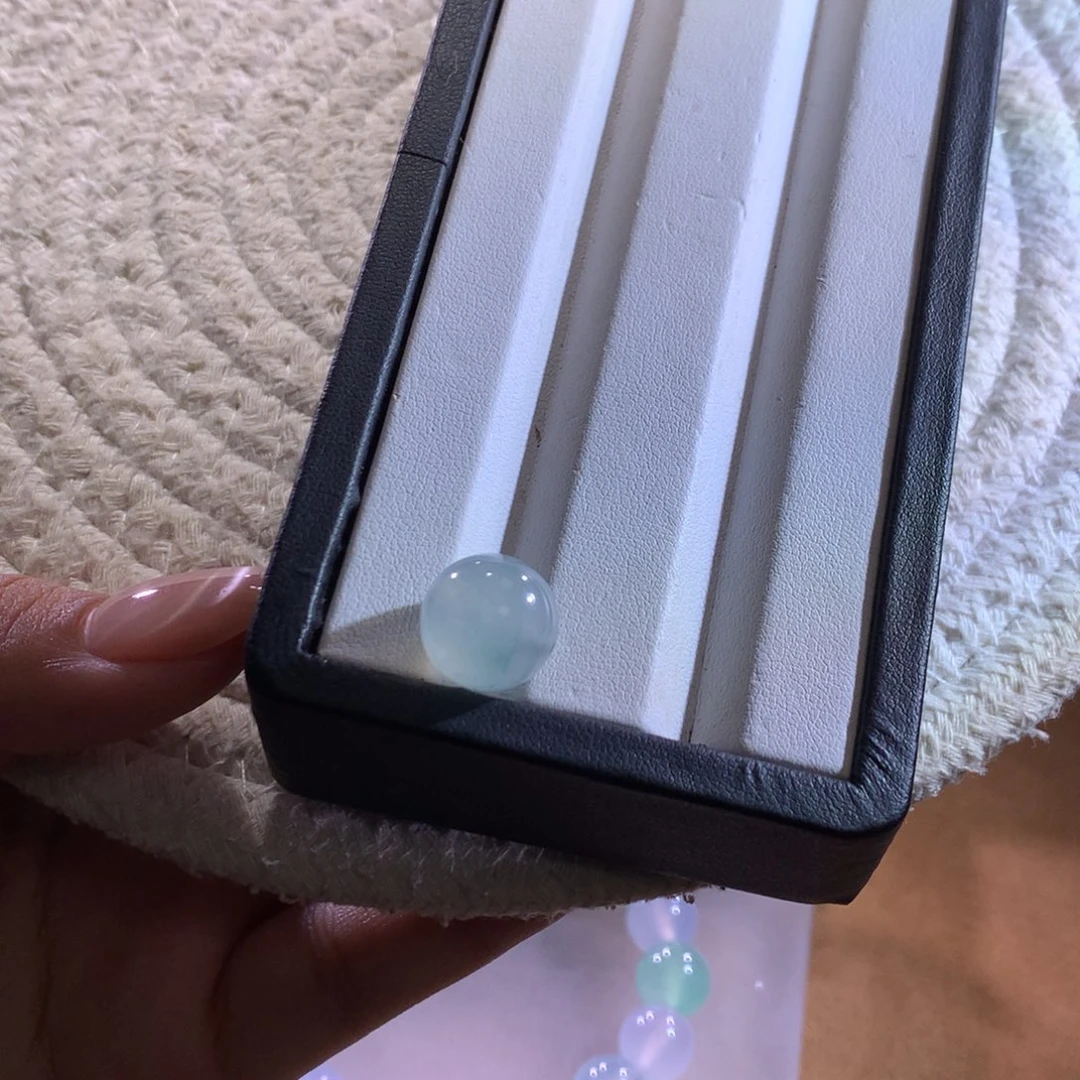 散珠翡翠12.6mm珠珠