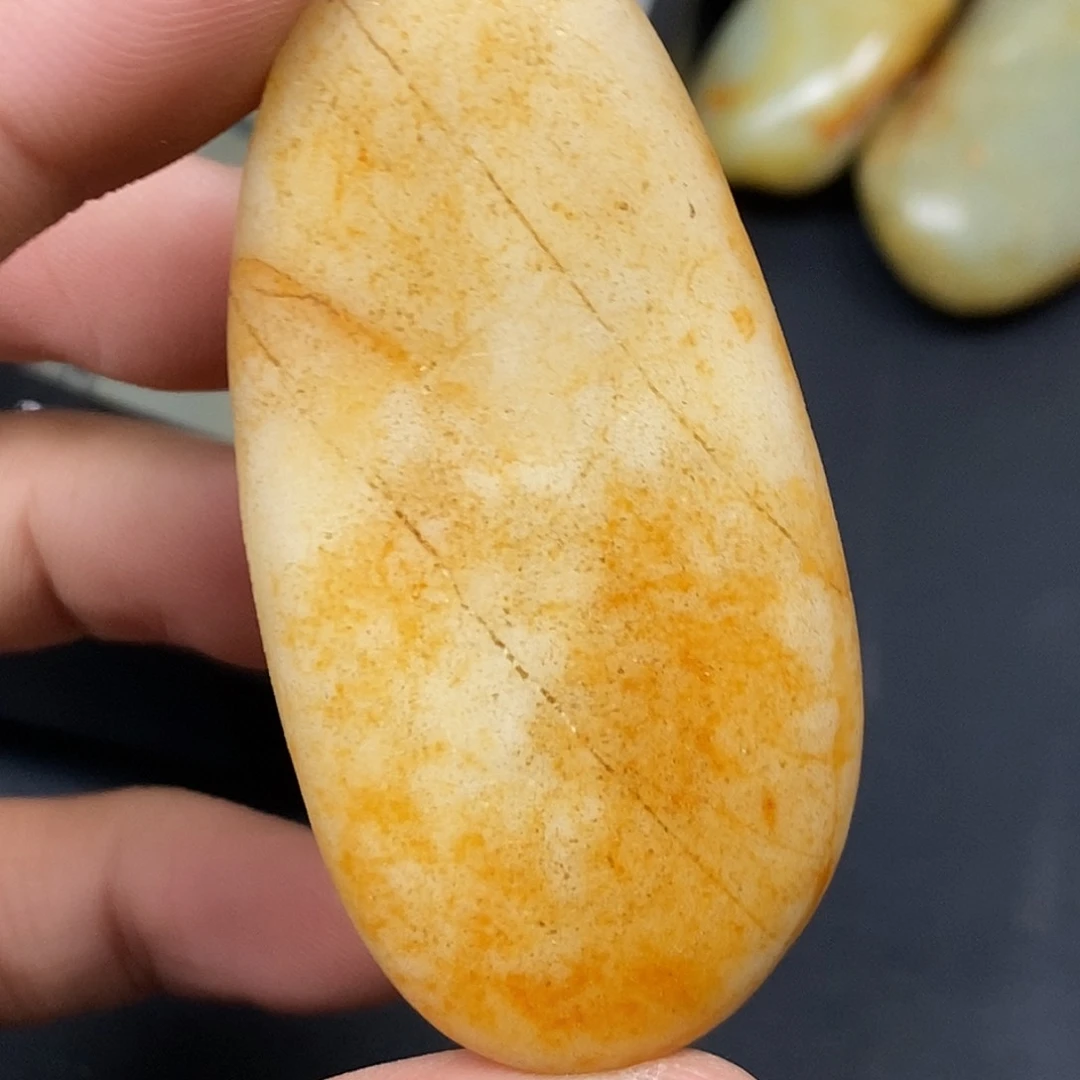 和田玉（糖玉）未镶嵌挂件