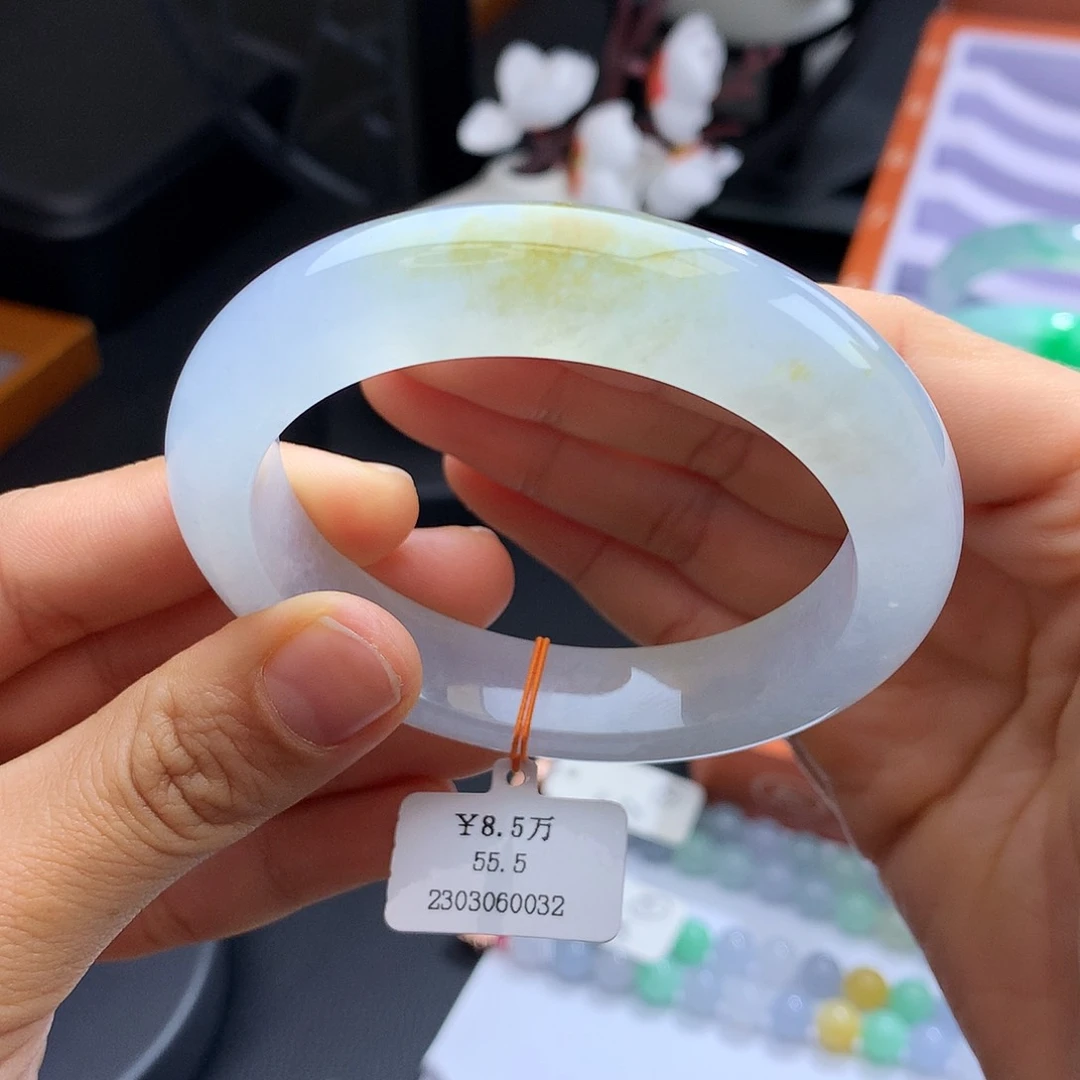 未镶嵌手镯翡翠55冰黄翡正圈