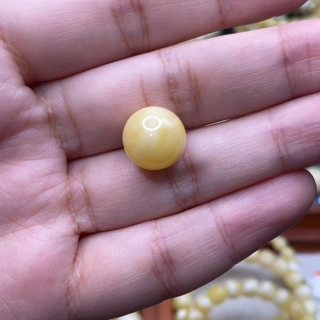 蜜蜡未镶嵌珠宝奇石12.5