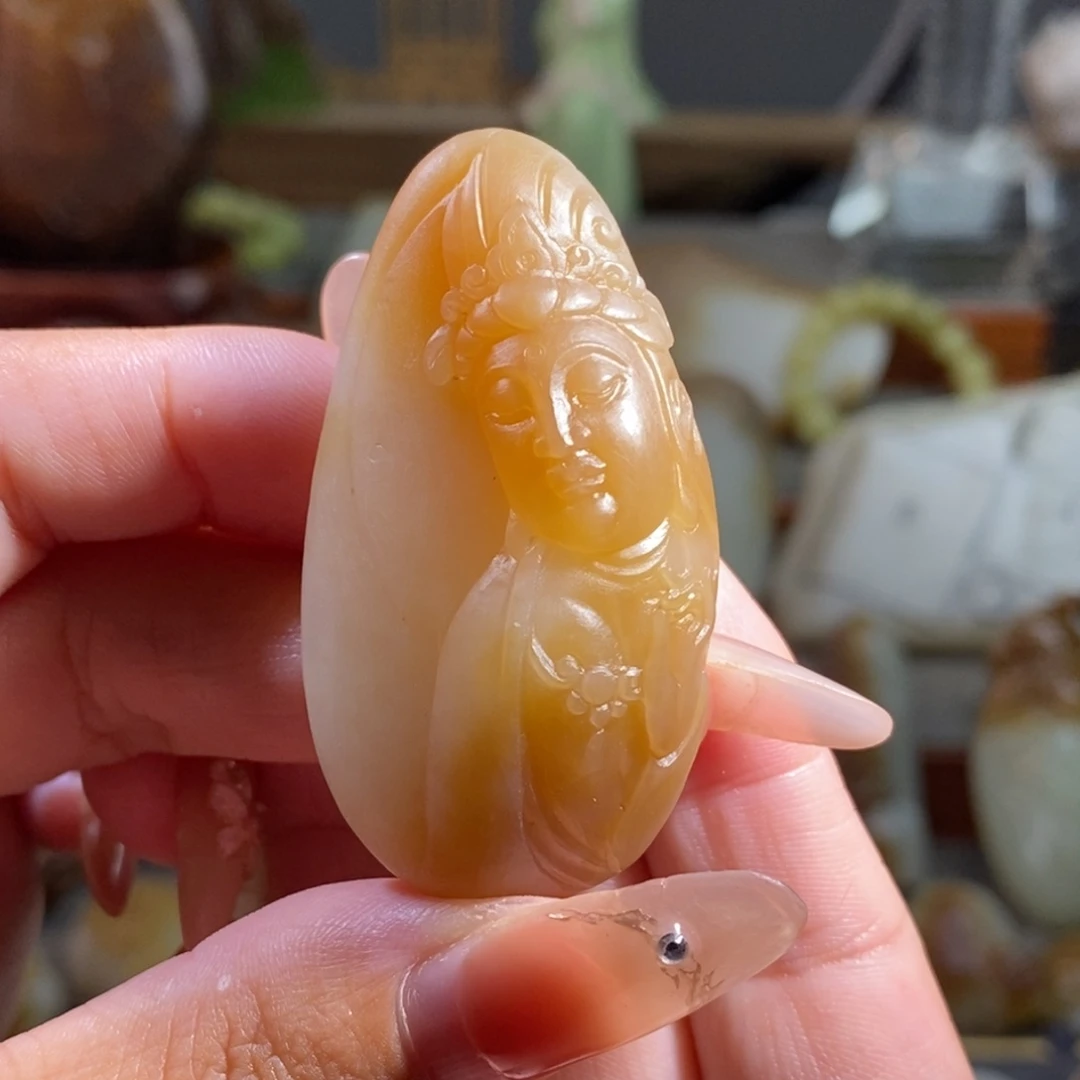 定制和田玉且末糖观音