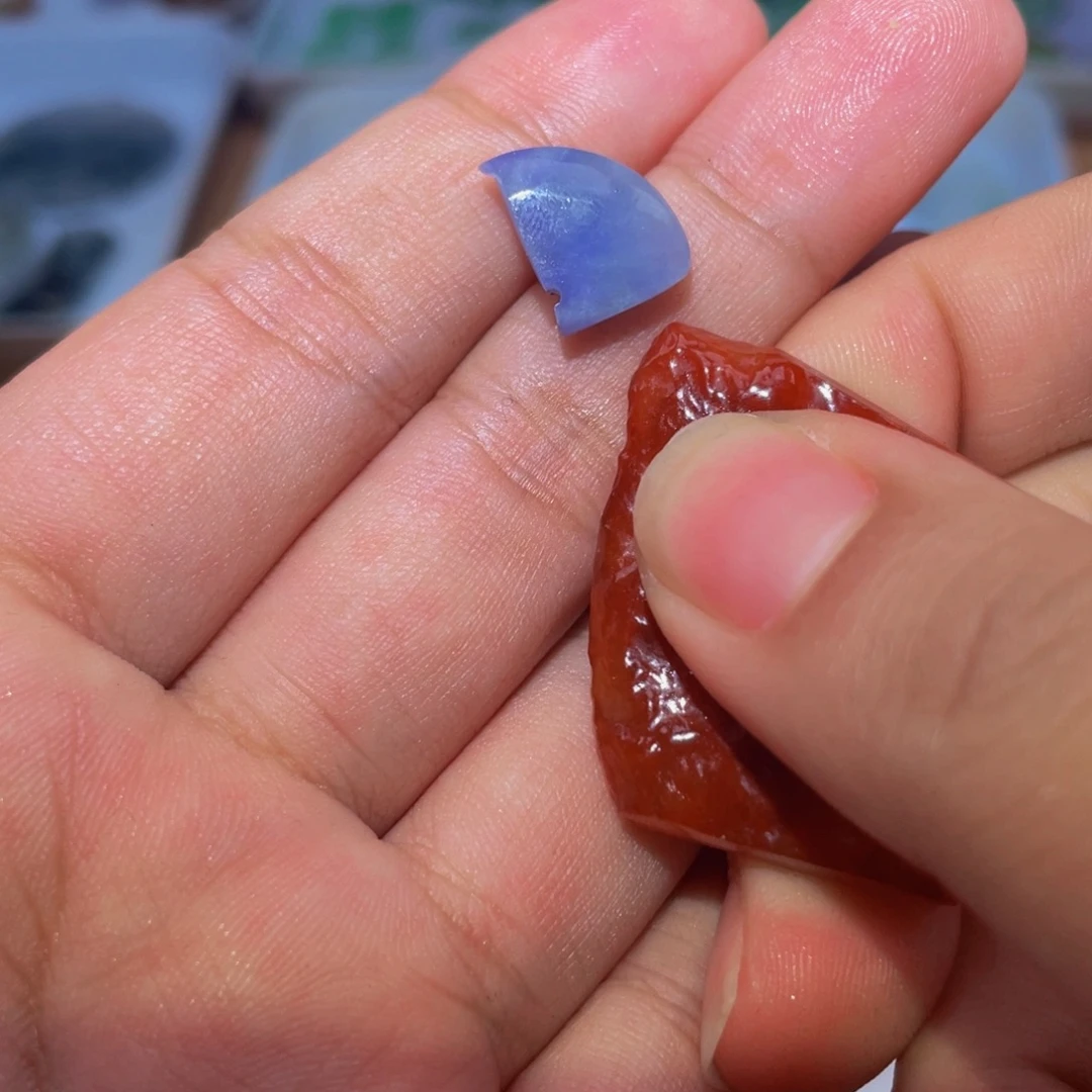 拉***秧翡翠未镶嵌颈饰翡翠