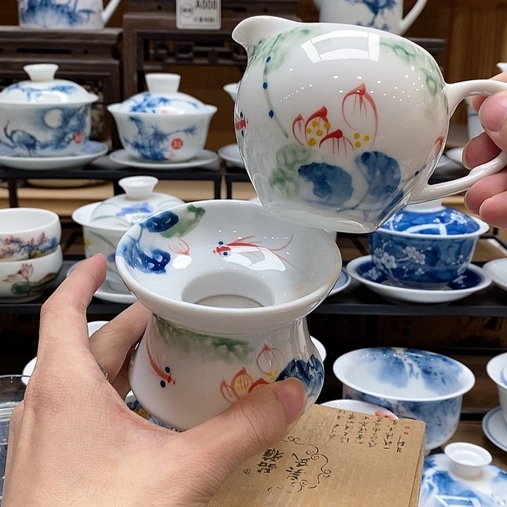 手绘五彩荷花公杯160cc ➕茶漏一个装釉下彩微瑕福利款