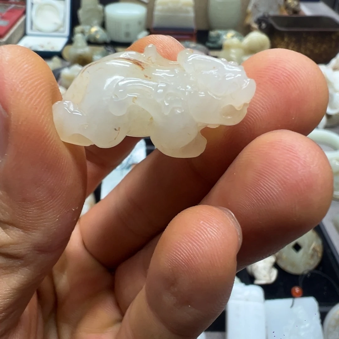 陶和田白玉瑞兽小精品