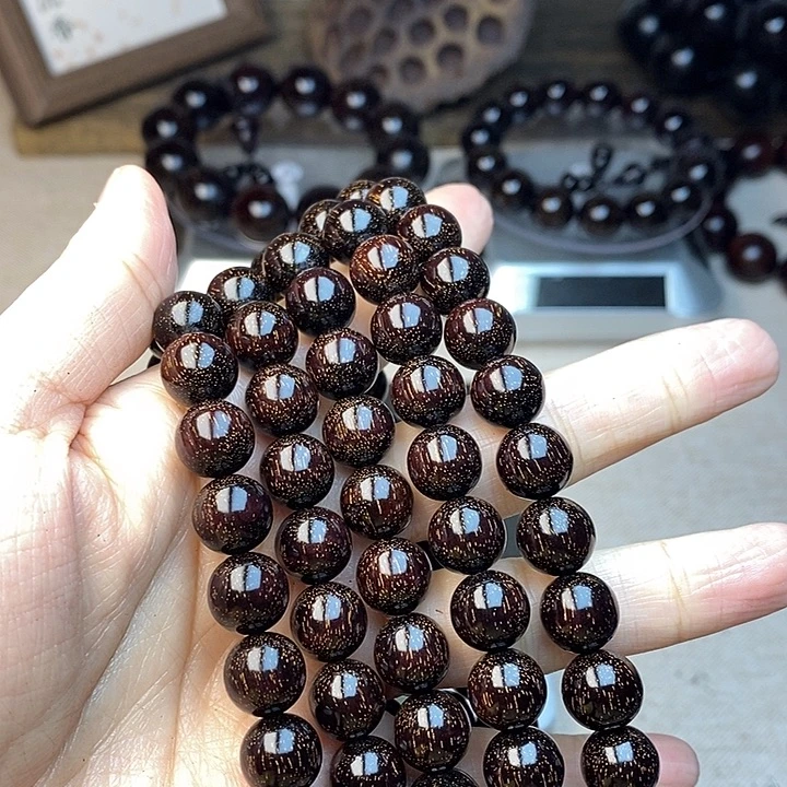 檀香紫檀（小叶紫檀）1.0爆