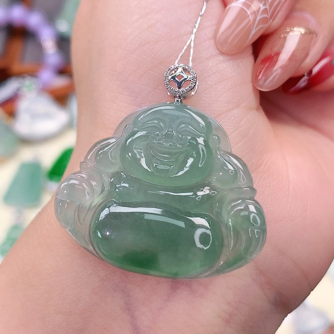 翡翠18K金镶嵌颈饰佛公