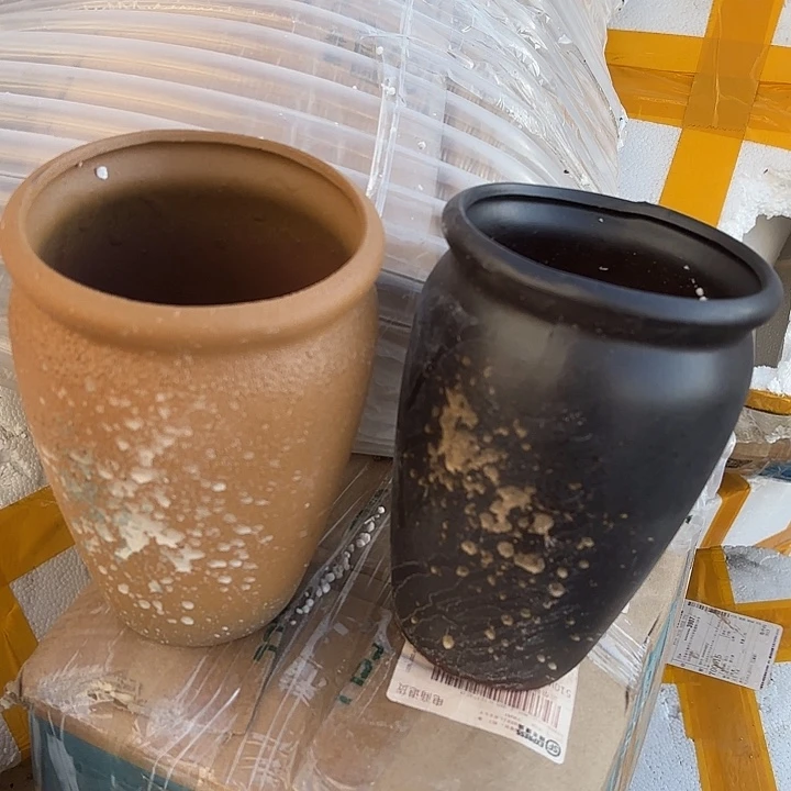 正品紫砂口12高19瑕疵。。。。。