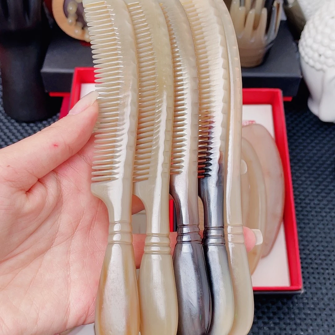 纯手工制作纯牛角梳子
