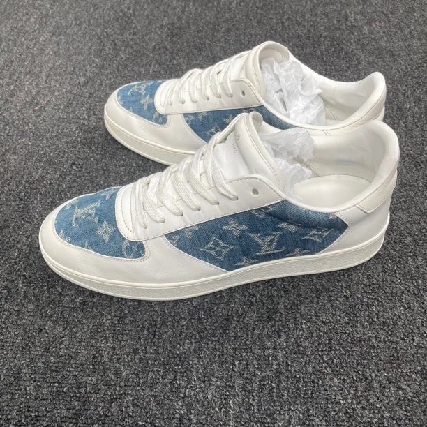 95新 LouisVuitton/路易威登 Rivoli白蓝色板鞋42码98新公价8880