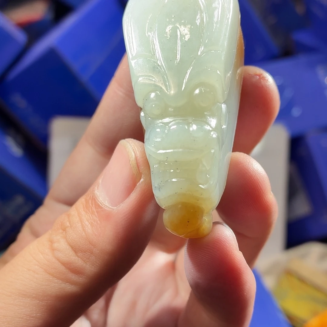 和田玉（糖玉）未镶嵌颈饰