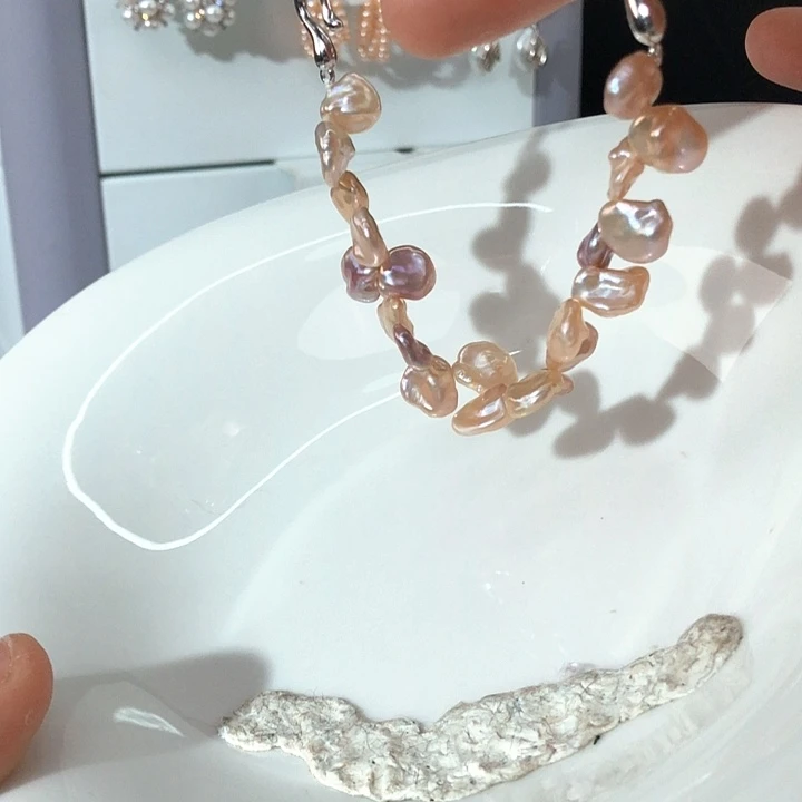 银S925镶嵌淡水珍珠项链小**?