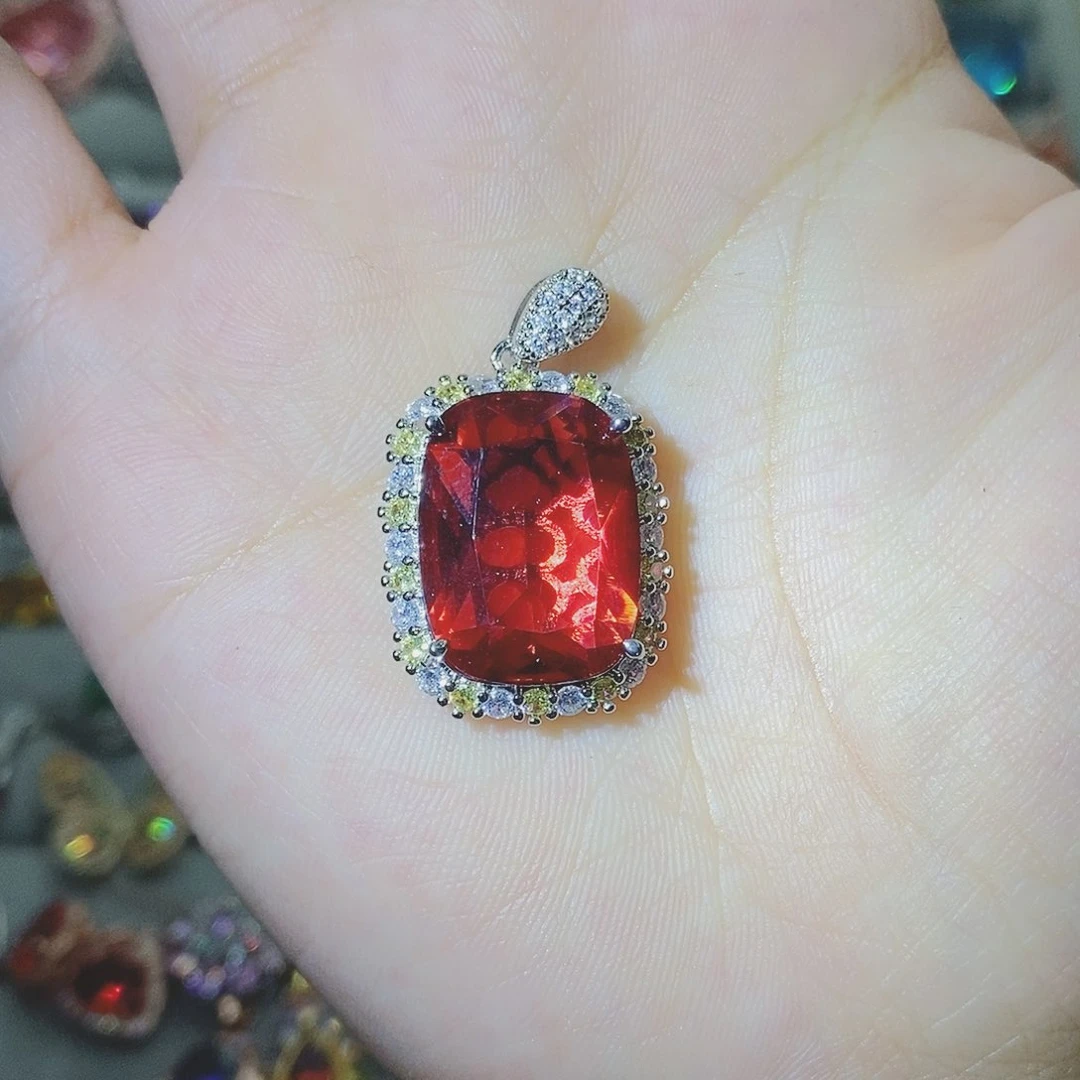 【闪购商品】托帕石耳饰银S925镶嵌