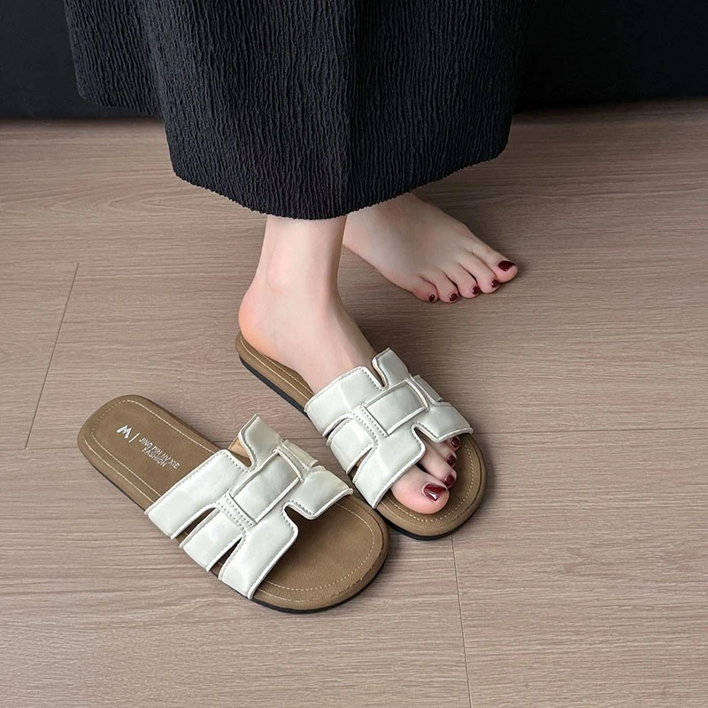 网红软底凉拖鞋女外穿2025年夏季新款仙女风配裙子平底沙滩一字拖