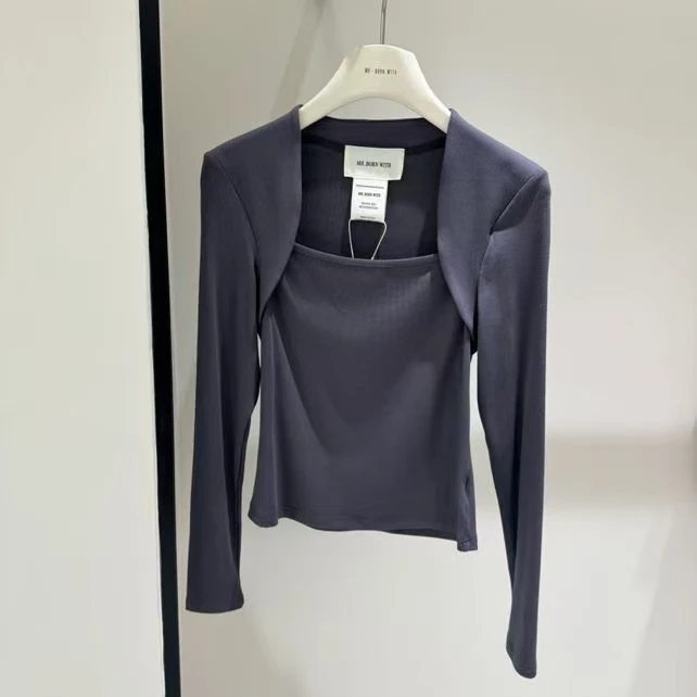 3892#设计感方领长袖打底衫