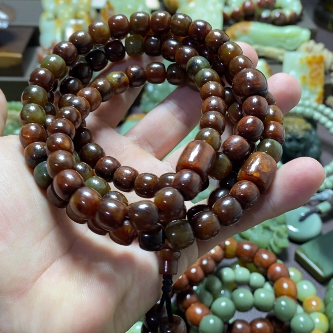 岫岩河磨玉（透闪石质玉）未镶嵌挂件108粒10