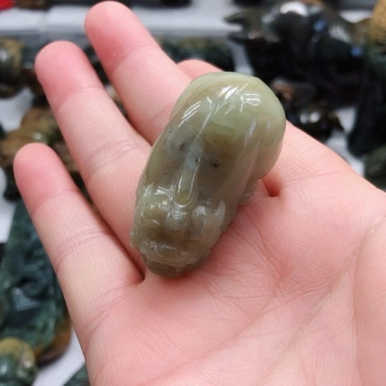 岫岩老玉（透闪石质玉）挂件未镶嵌