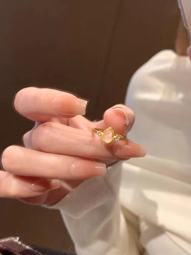 钛钢戒指 新中式甜美高颜值精致时尚小众设计指环蜜桃粉葫芦戒指