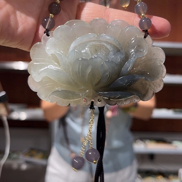 岫玉未镶嵌毛衣链