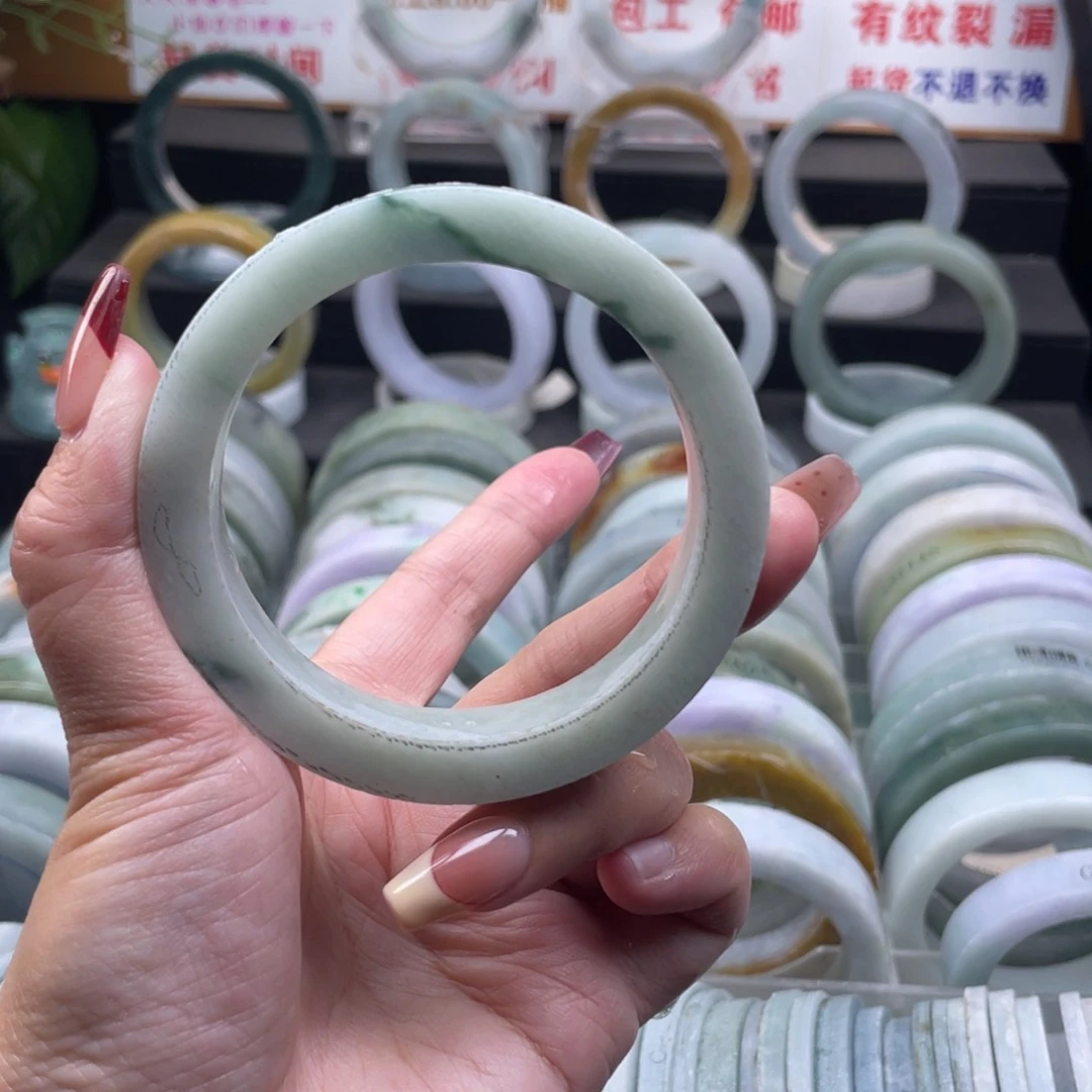 【闪购商品】未镶嵌手镯定制翡翠撒*塔