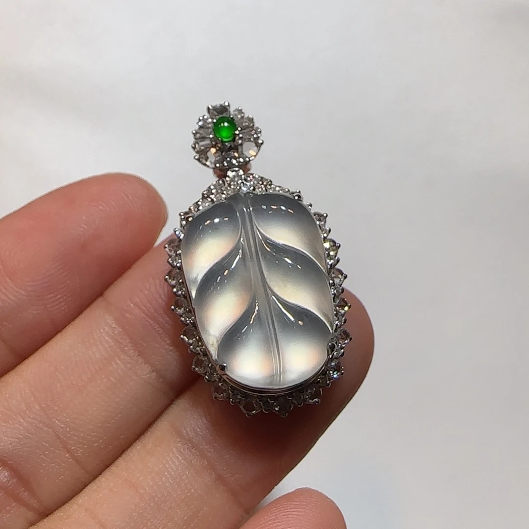 翡翠18K金镶嵌吊坠(不含链)叶子
