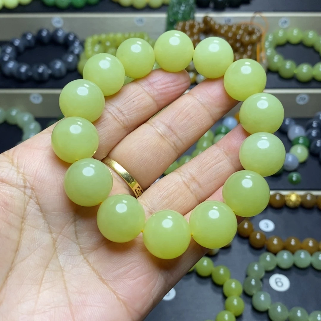 和田玉未镶嵌手串