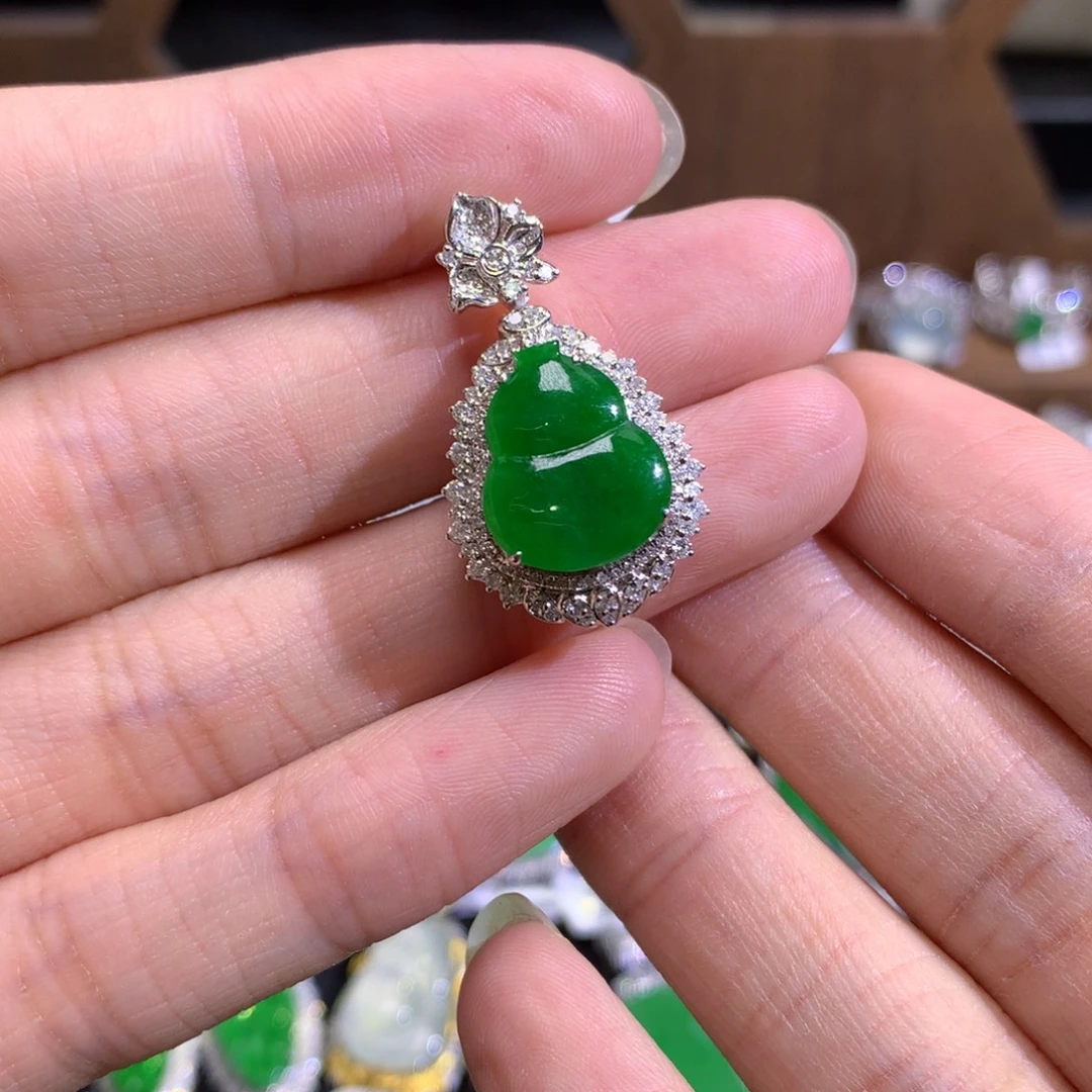 翡翠18K金镶嵌吊坠(不含链)