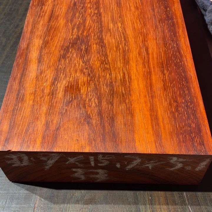 非洲紫檀（红花梨）用****1