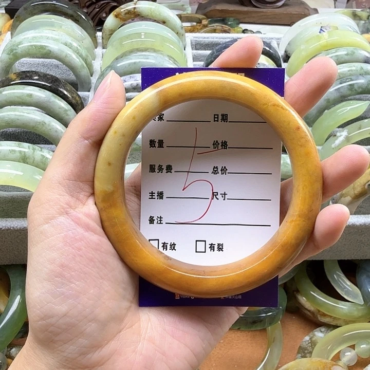 L***r蛇纹石玉未镶嵌纯天然蛇纹石岫玉