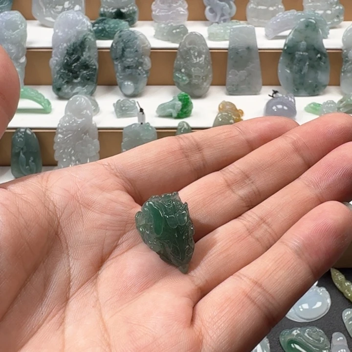 翡翠未镶嵌项链翡翠