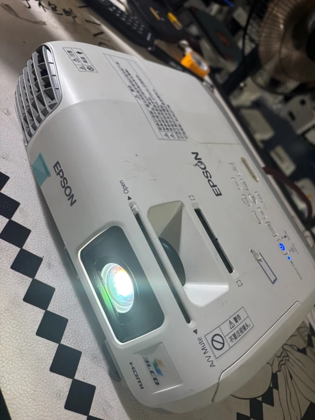 9新  二手 爱普生投影仪 运费自理