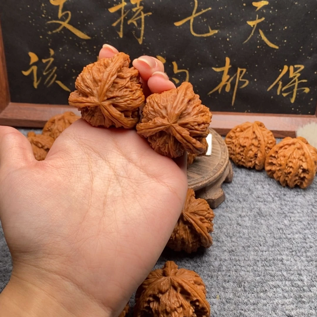 【闪购商品】吊坠文玩核桃s*s