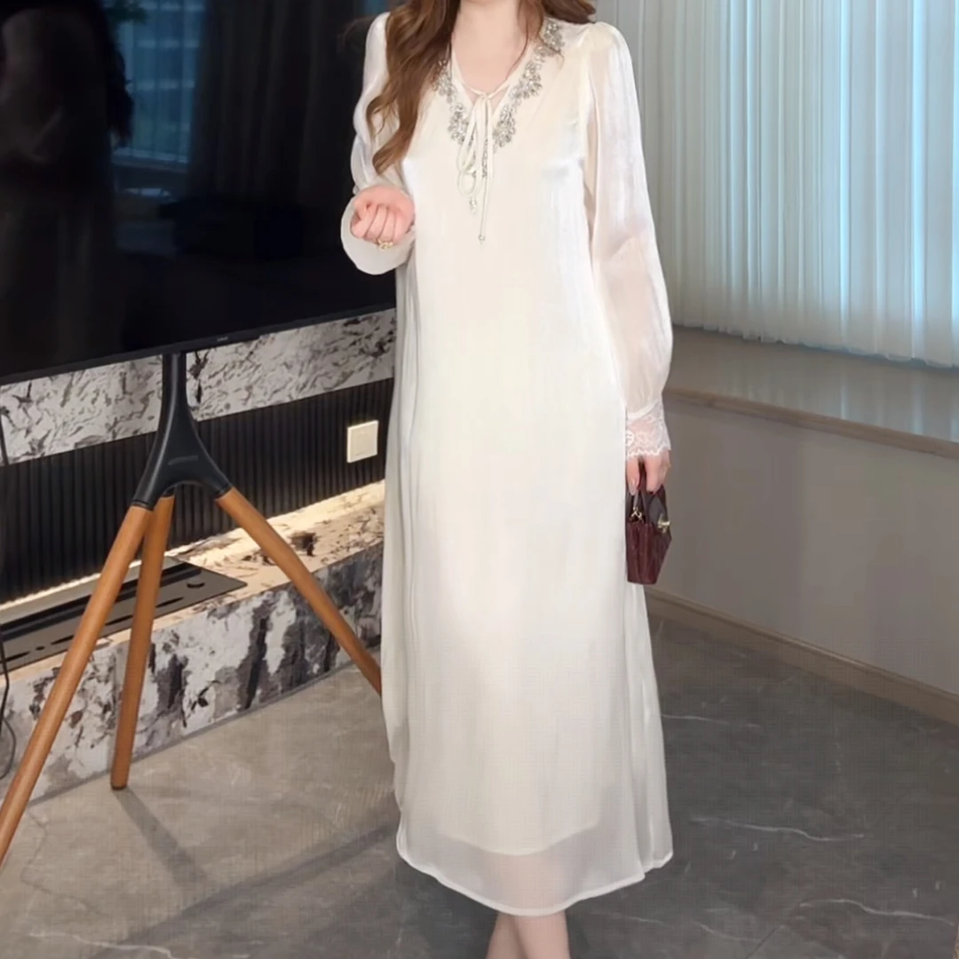 【奢也】时尚温柔流光蕾丝袖钻V领遮肉显瘦宽松连衣裙