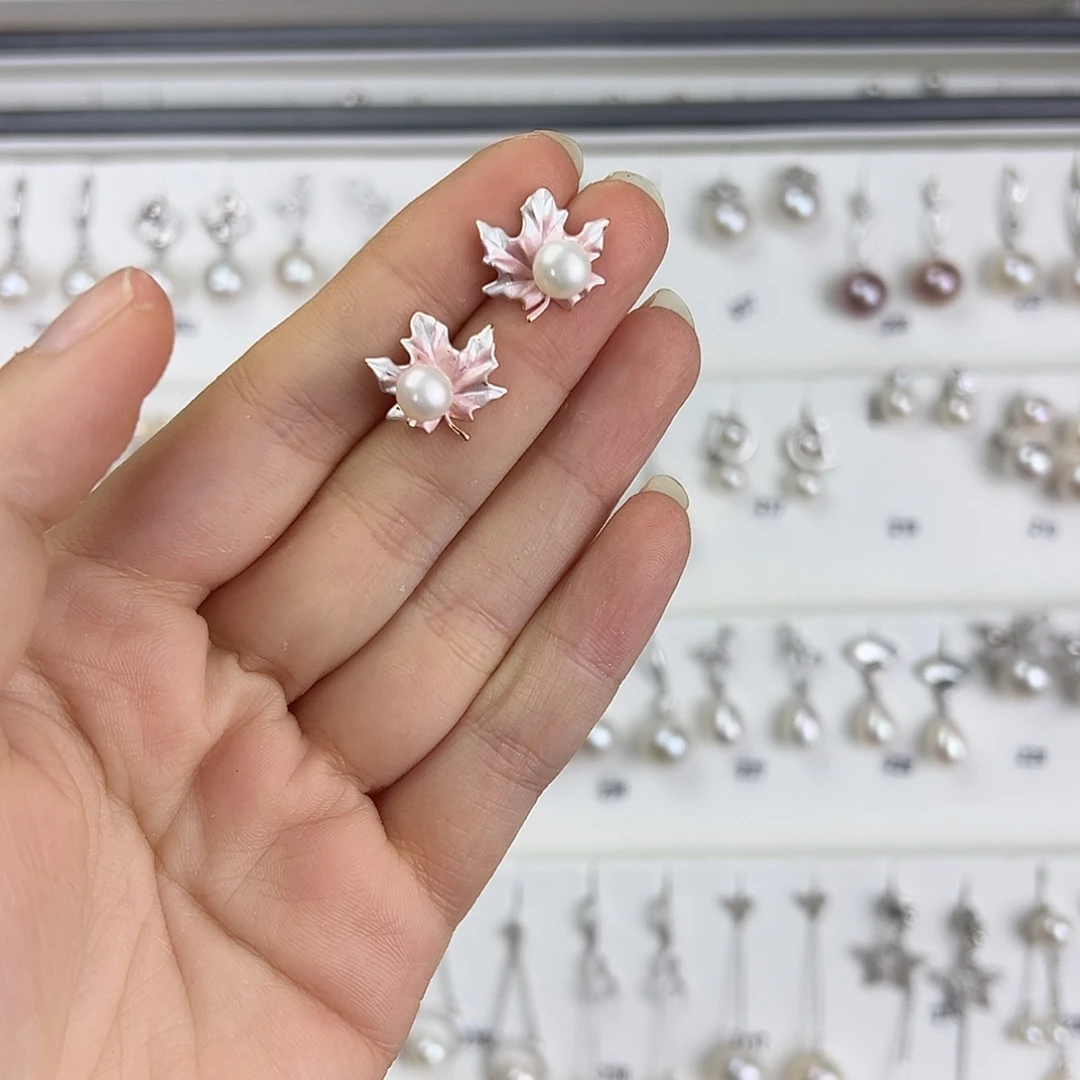 银S925镶嵌淡水珍珠耳饰