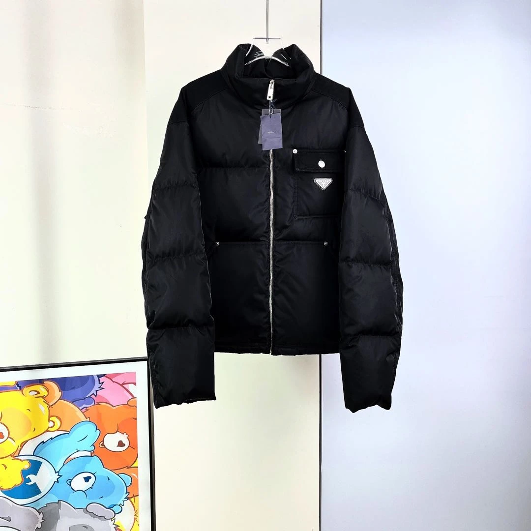 闲置/ Prada/羽绒服 /M码/Xspa7120 /公价23300