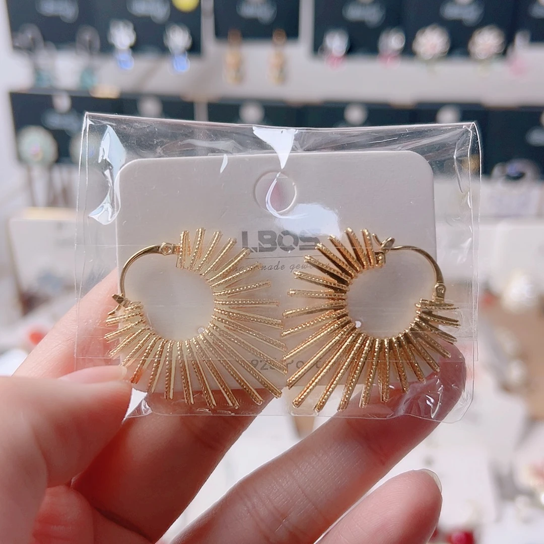 锆石纯铜合金耳环的