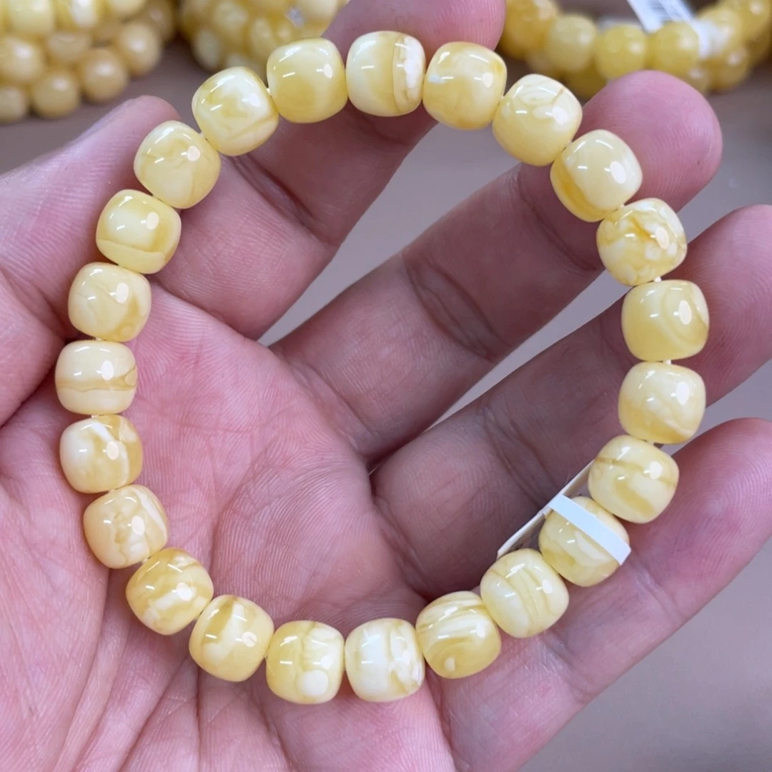 琥珀裸石未镶嵌1340000000