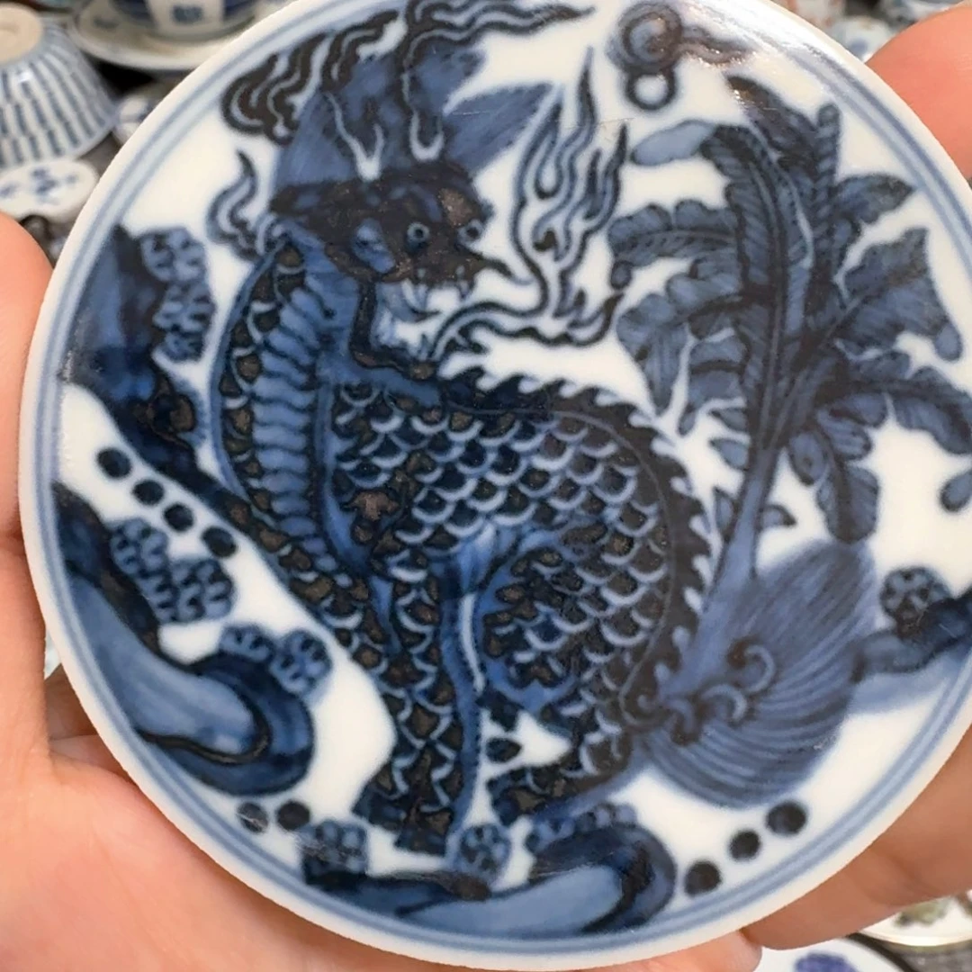 玉***意瓷片麒麟杯垫一个