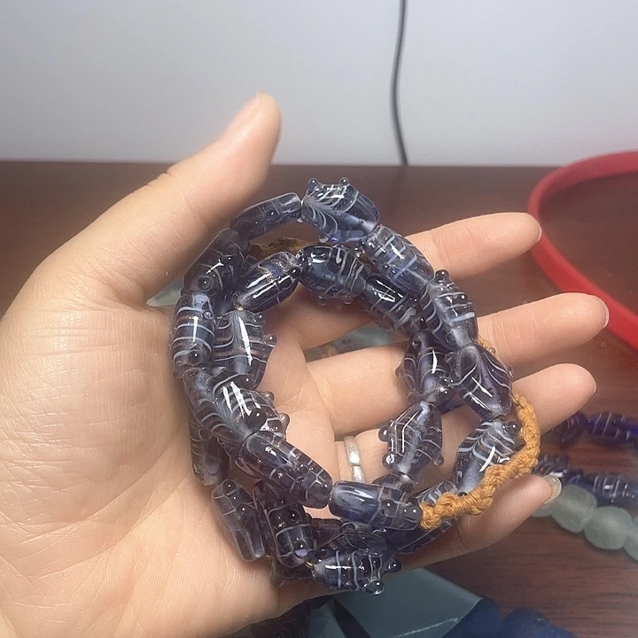 琉璃颈饰1011。 尼泊尔琉璃一条福利