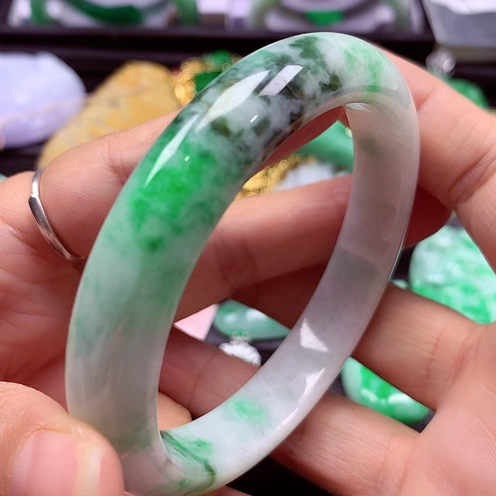 未镶嵌手镯翡翠翡翠