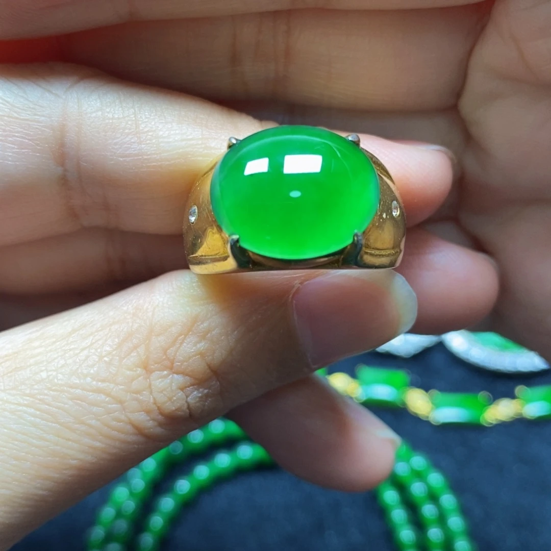 翡翠颈饰银S925镶嵌天然翡翠