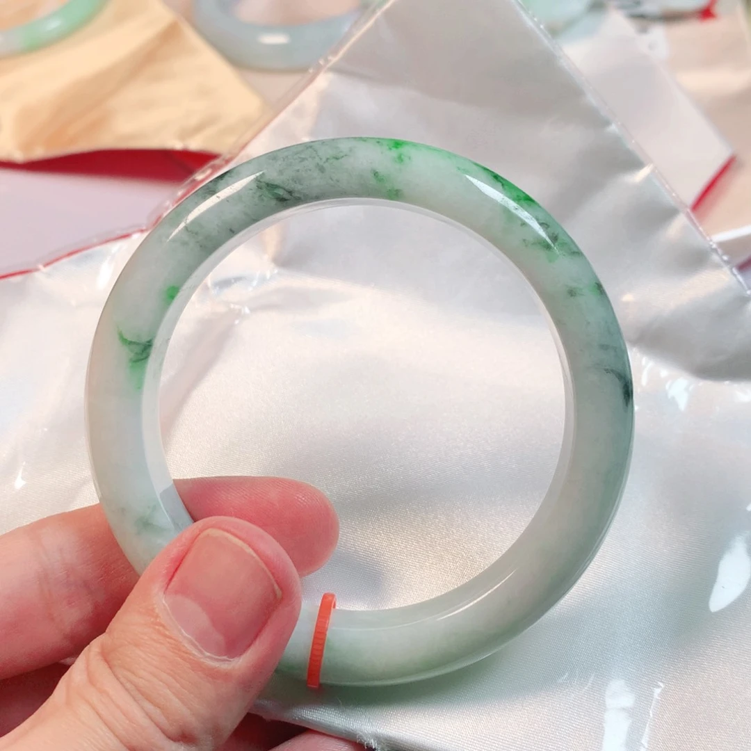 翡翠手镯未镶嵌翡翠手镯61