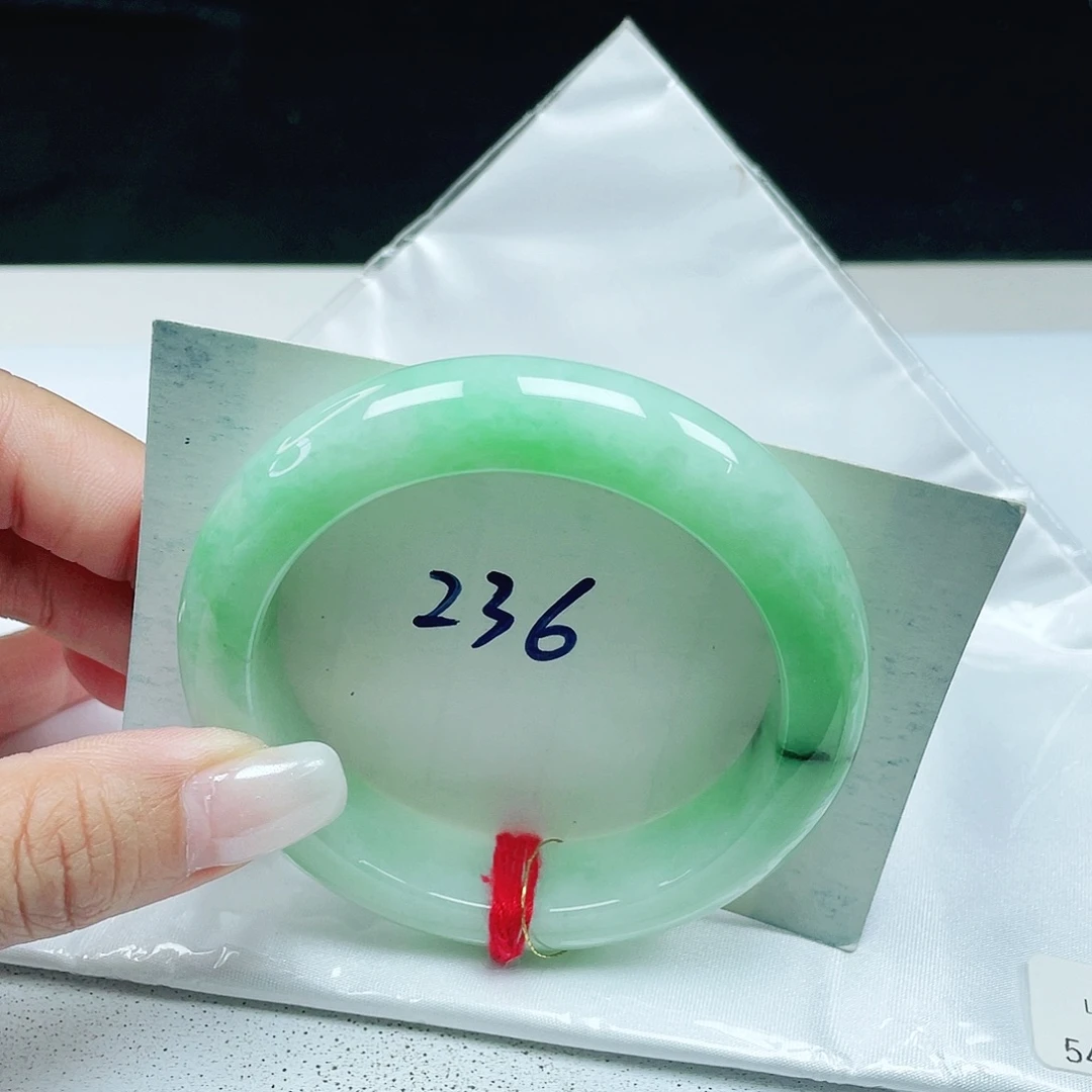 翡翠未镶嵌手镯 正圈54+