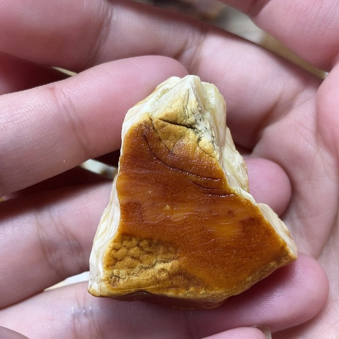 定制琥珀未镶嵌原矿琥珀