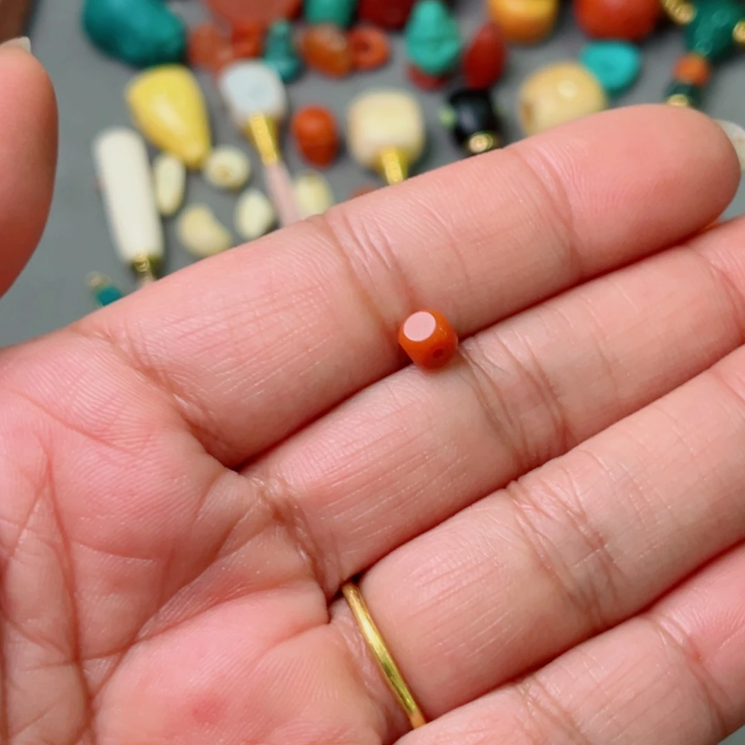 夏***天南红玛瑙未镶嵌配饰配饰