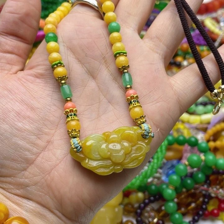 树脂制品74号雕花吊坠