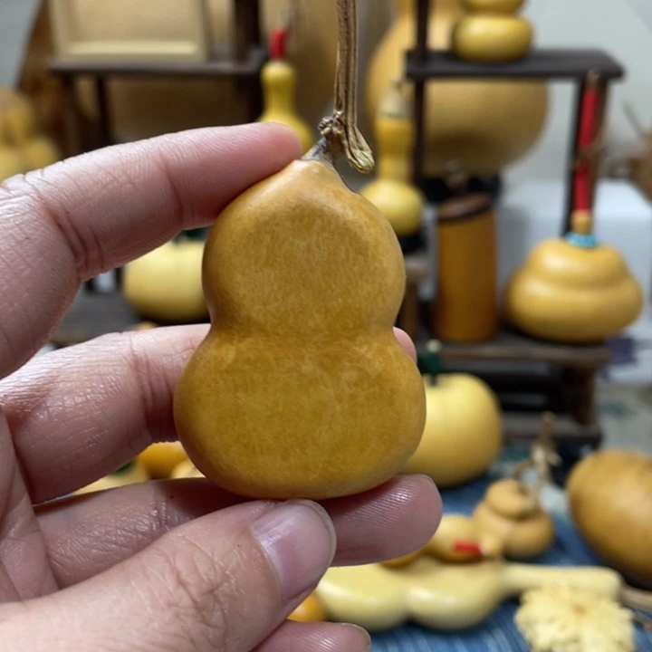 灵***儿25美好的一天从吃瓜开始啦