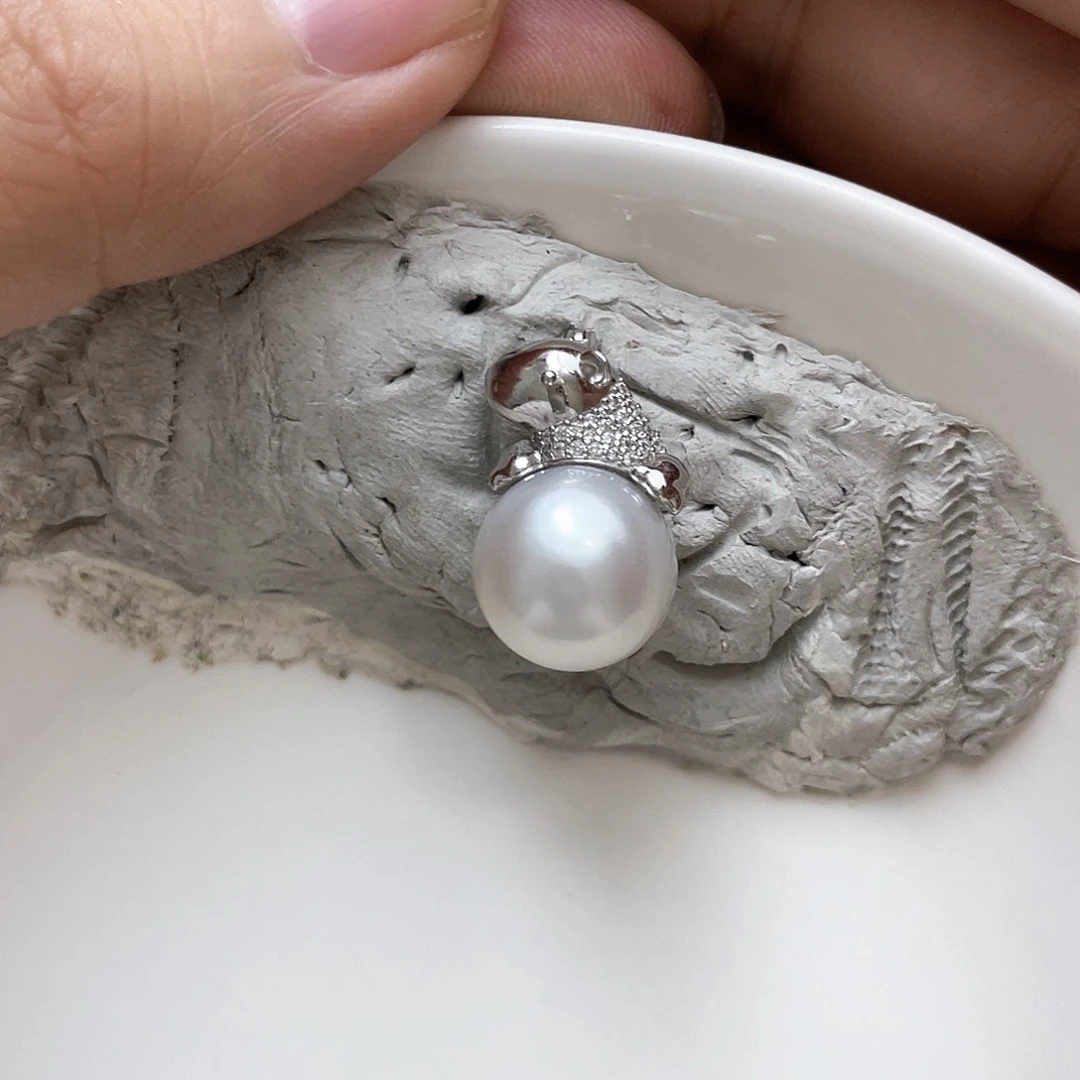 银S925镶嵌海水珍珠颈饰