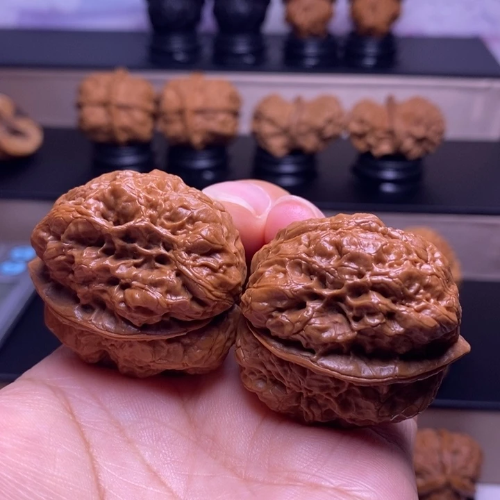 文玩核桃把件帝龙疙瘩包48
