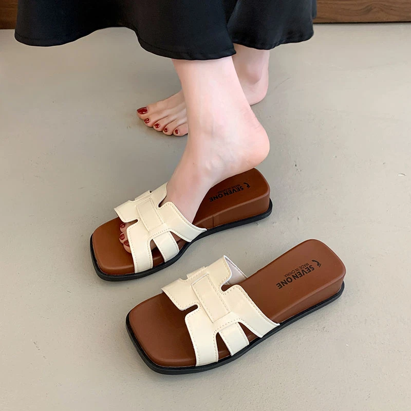 绝美坡高跟编织一字拖鞋女士外穿夏季新款海边仙女小香风凉拖鞋子